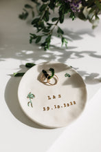 Load image into Gallery viewer, Ring Plate Weddings